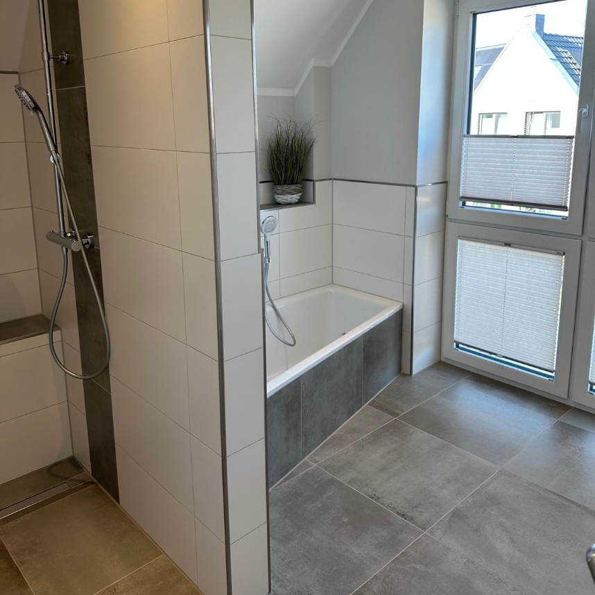 Badezimmer & WC (2)